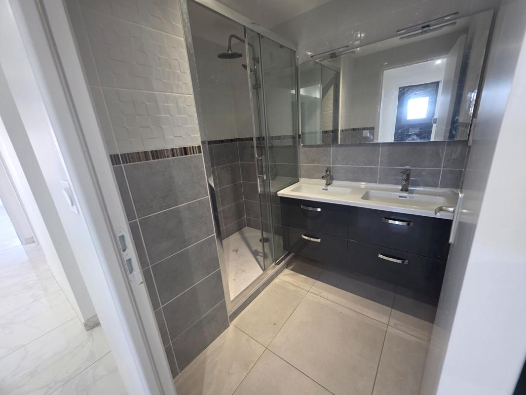 SAINT-REMY-EN-ROLLAT Maison Saint Remy En Rollat 4 pièce(s) 73 m2 8
