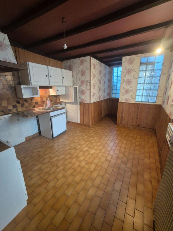 EBREUIL Maison de Bourg 8