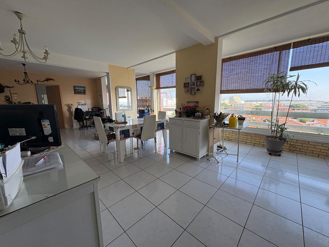 CANET-EN-ROUSSILLON Appartement Canet En Roussillon 3 pièce(s) 85.30 m2 3