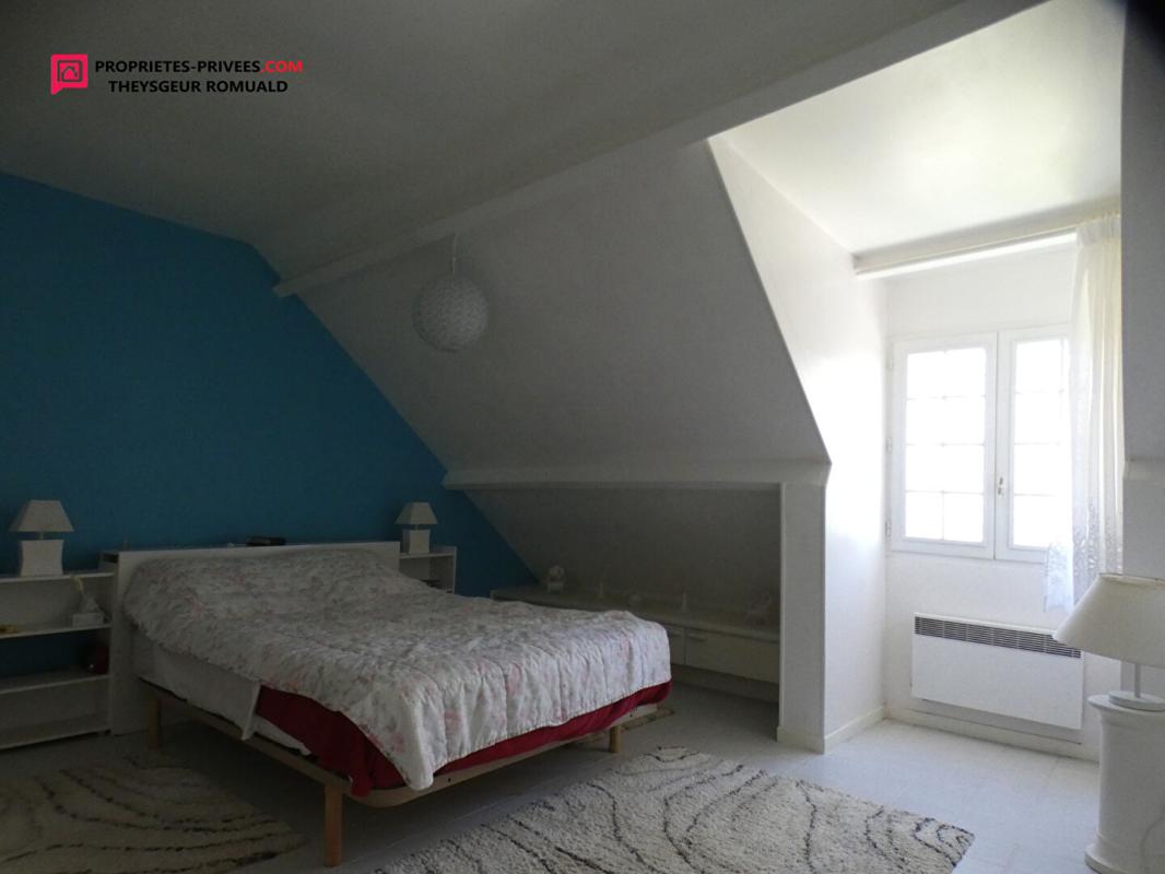 LA SELLE-SUR-LE-BIED Maison La Selle Sur Le Bied 6 pièce(s) 146 m2 7