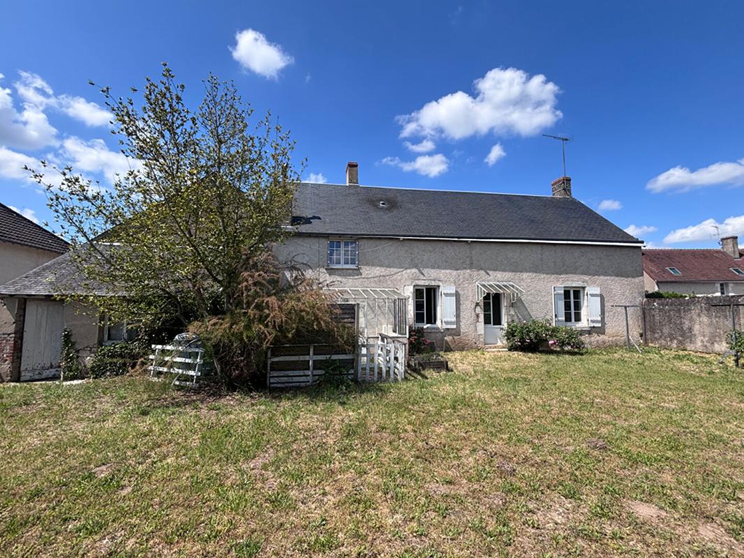 VINEUIL Ensemble immobilier Vineuil Maison + Granges 7