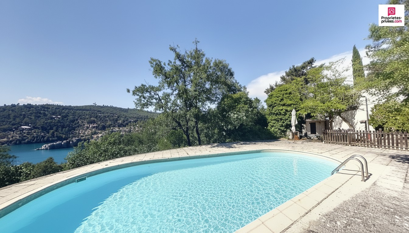 ESPARRON-DE-VERDON Vue sur le lac d'Esparron, 4 000 m² de terrain et accès privé au lac 18