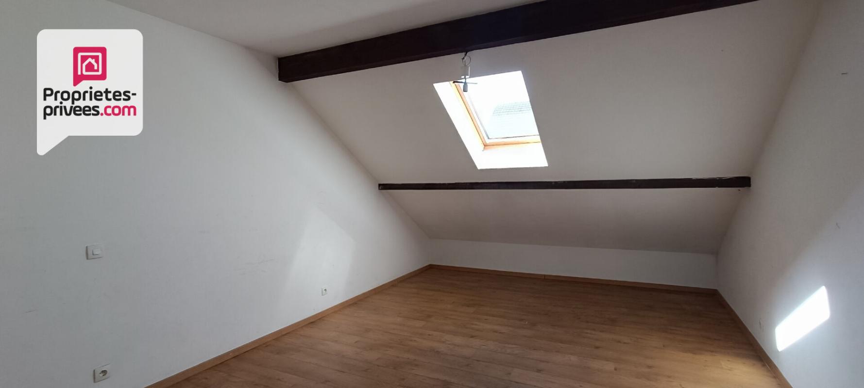 CONFLANS-SUR-LANTERNE Maison 185 m2 et bâtiment annexe 11