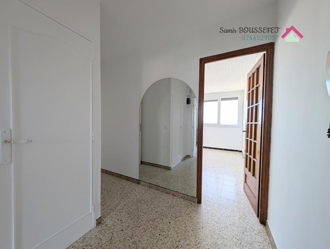 MARSEILLE-15E-ARRONDISSEMENT Appartement 4 pièces Résidence La Granière 13015 Marseille 4