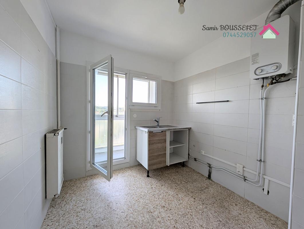 MARSEILLE-15E-ARRONDISSEMENT Appartement 4 pièces Résidence La Granière 13015 Marseille 8