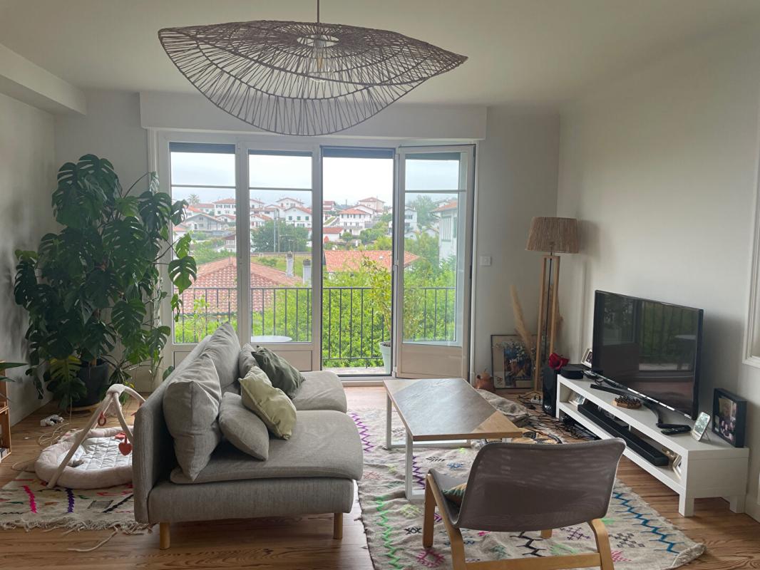 CIBOURE Ciboure, appartement rénové de 109m2 avec jardin et parking 1