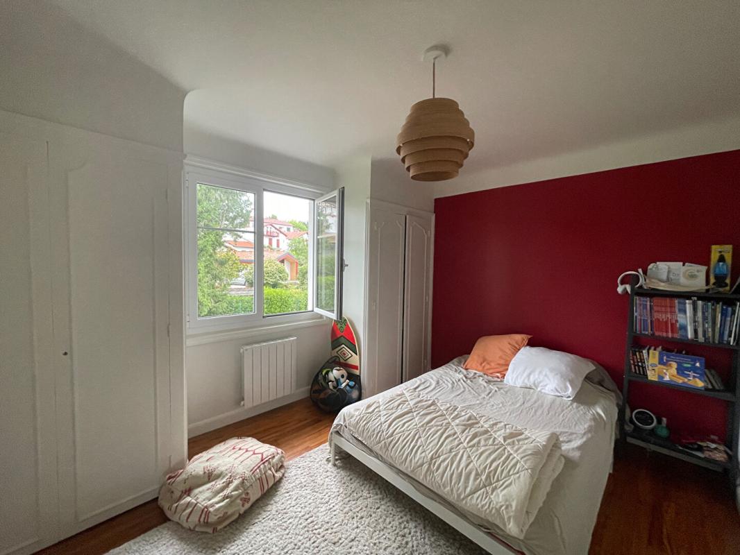 CIBOURE Ciboure, appartement rénové de 109m2 avec jardin et parking 8