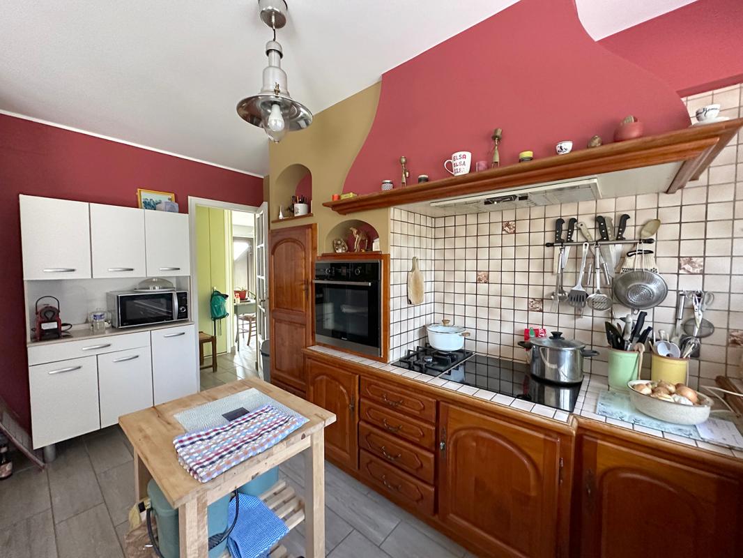 AGEY Maison indépendante de 180 m2 avec terrain de 1582 m2 5