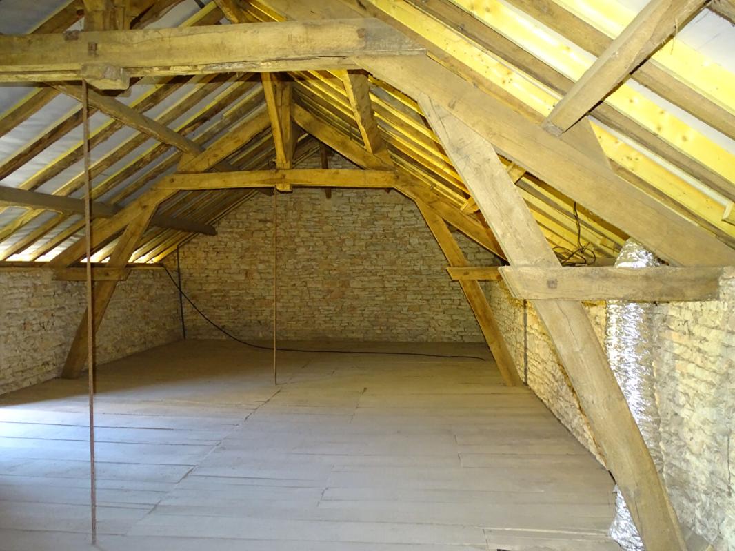 SAINTE-ORSE Maison Sainte Orse 4 pièce(s) 135 m2 14