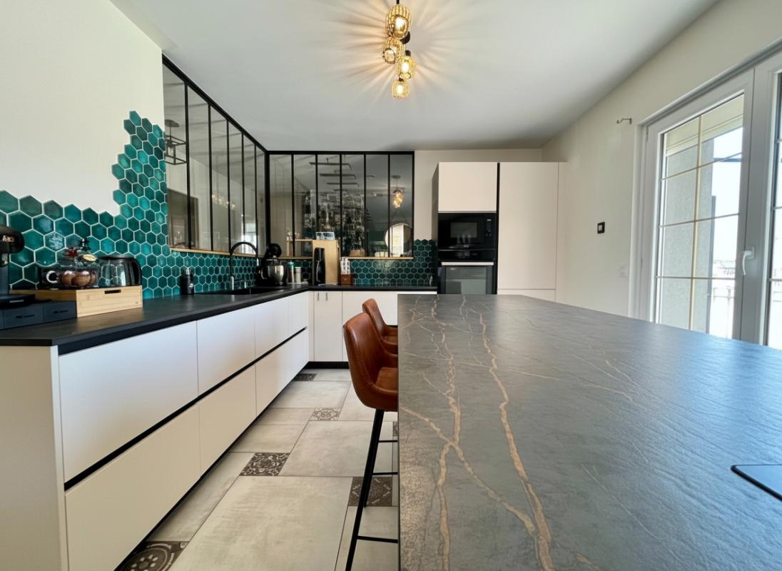 LAIRE Propriété rénovée avec piscine, 160 m² sur 27 ares 96 6