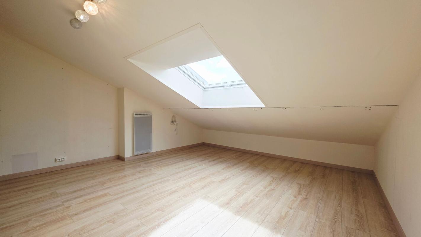 BOURGES BOURGES CENTRE MAISON DE 171M² 6 PIECES 5 CHAMBRES 11
