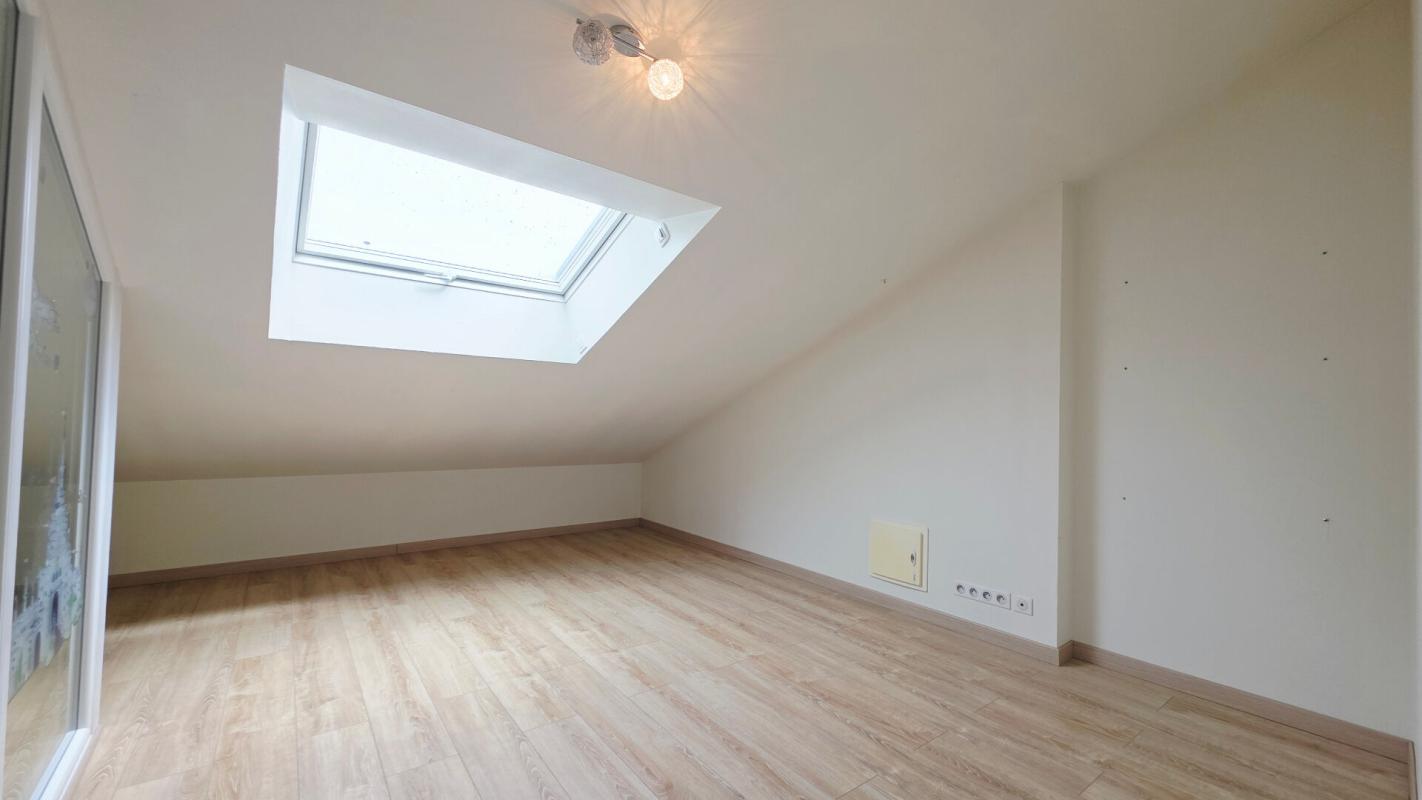 BOURGES BOURGES CENTRE MAISON DE 171M² 6 PIECES 5 CHAMBRES 12