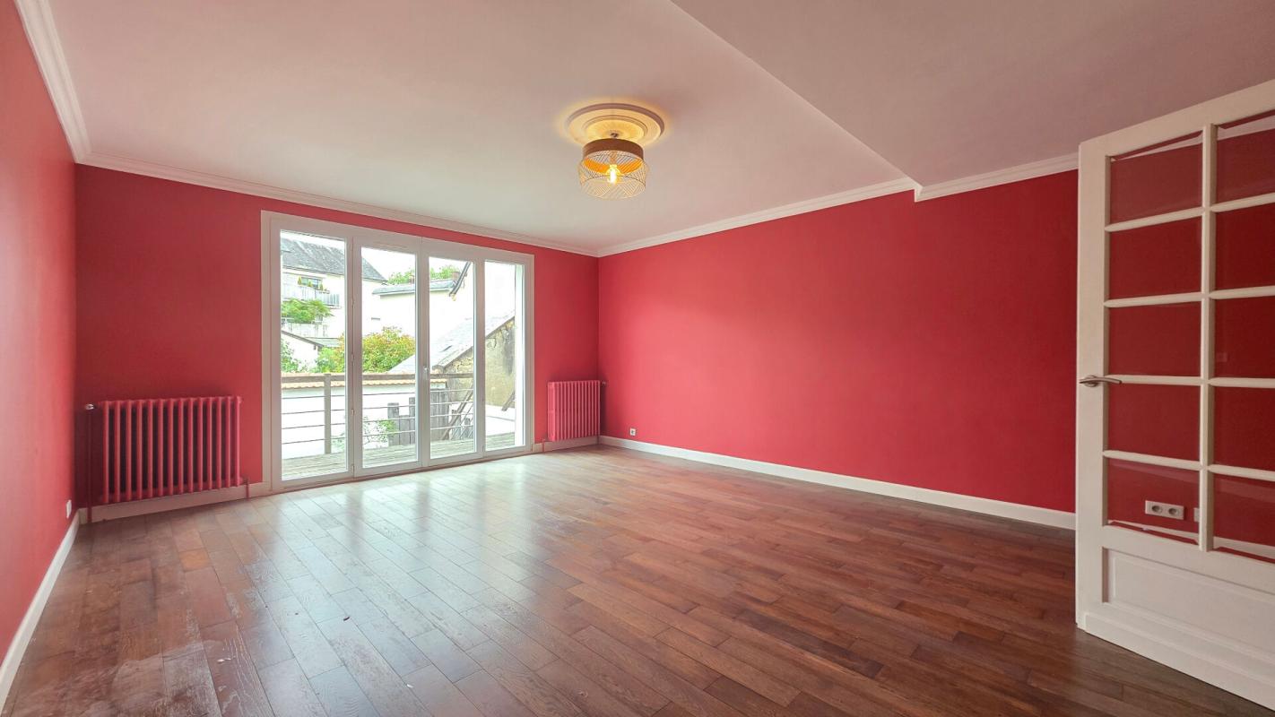 BOURGES BOURGES CENTRE MAISON DE 171M² 6 PIECES 5 CHAMBRES 2