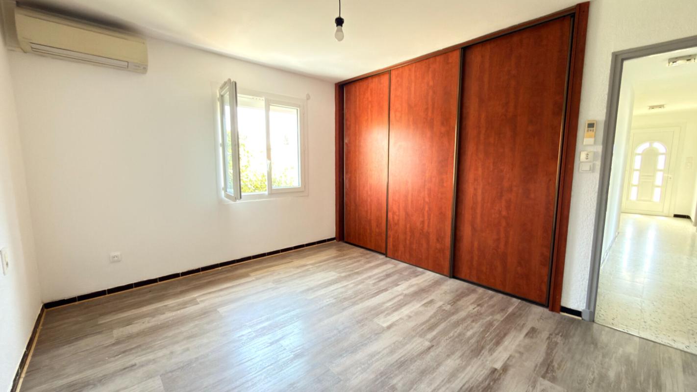 PENNAUTIER Belle villa indépendante 4chambres et garage proche Carcassonne sur terrain de 800m² 10