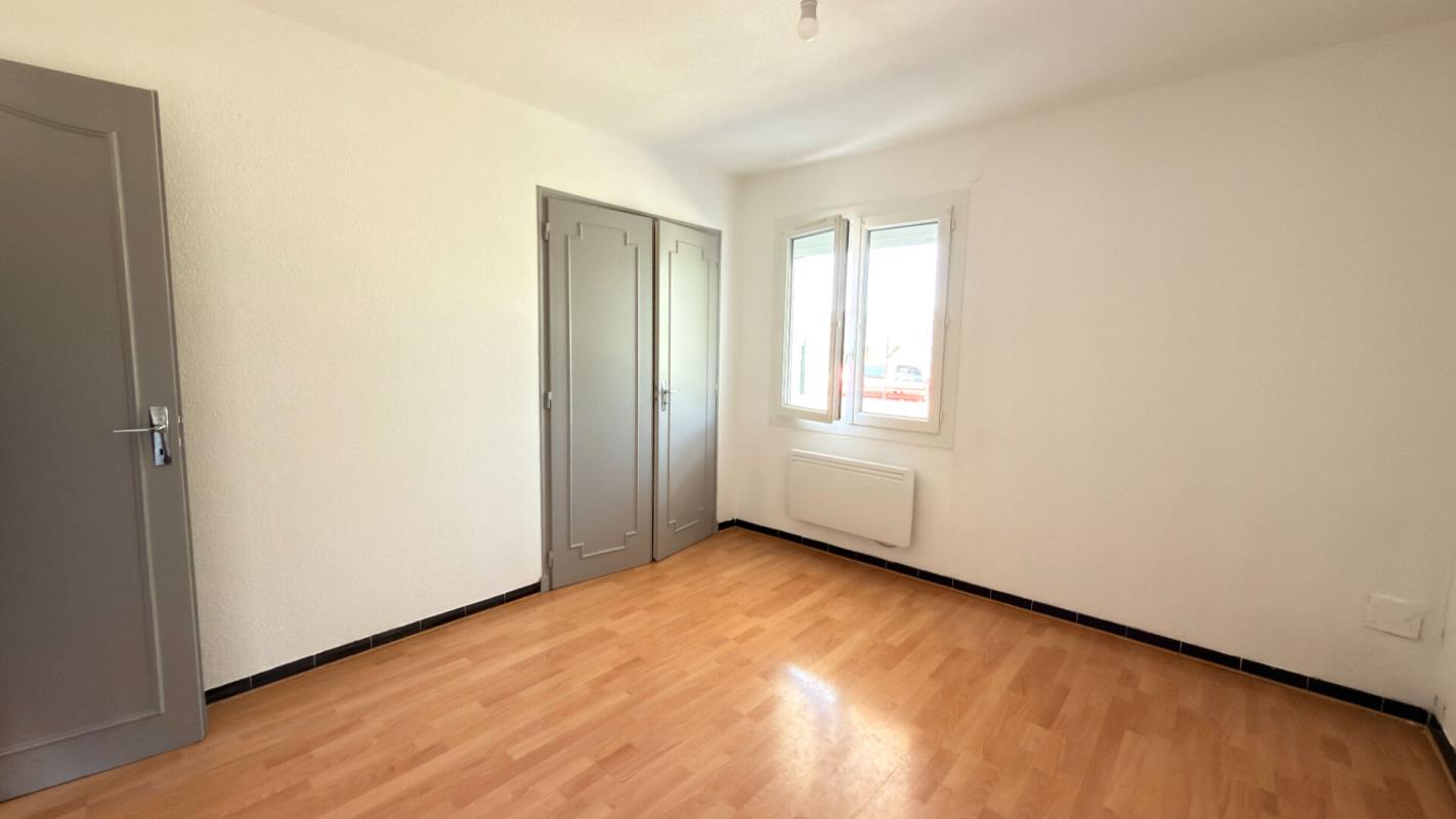 PENNAUTIER Belle villa indépendante 4chambres et garage proche Carcassonne sur terrain de 800m² 6