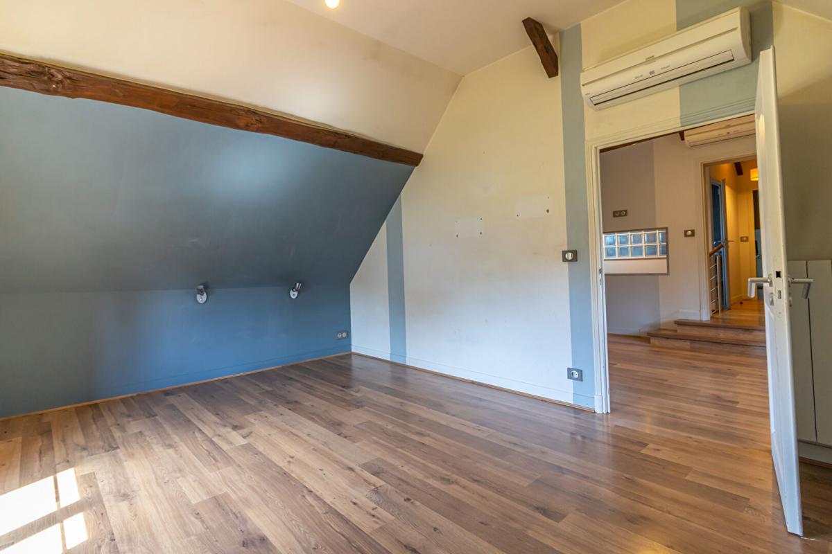 VILLEFRANCHE-SUR-CHER Maison Villefranche Sur Cher 12 pièce(s) 291.5 m2 14