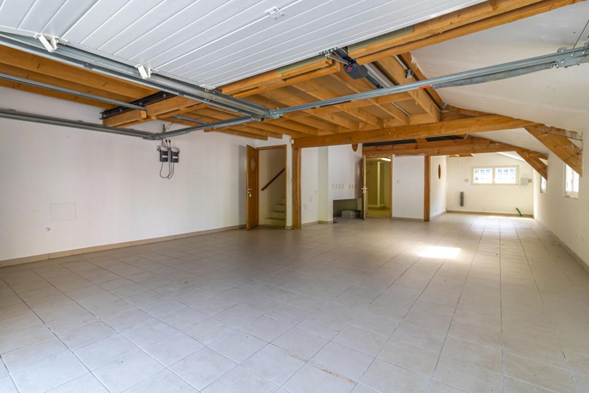 VILLEFRANCHE-SUR-CHER Maison Villefranche Sur Cher 12 pièce(s) 291.5 m2 16