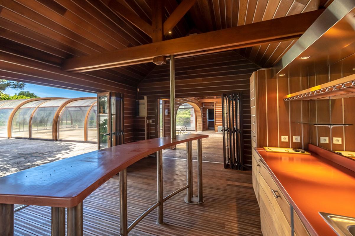 VILLEFRANCHE-SUR-CHER Maison Villefranche Sur Cher 12 pièce(s) 291.5 m2 3