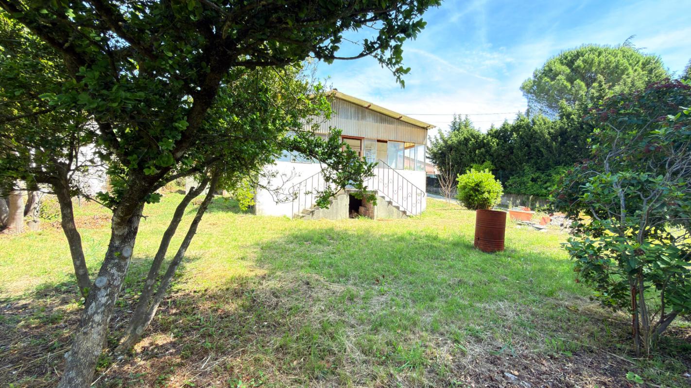 VILLEMOUSTAUSSOU Maison à RENOVER sur 1100m² de terrain constructibles 1