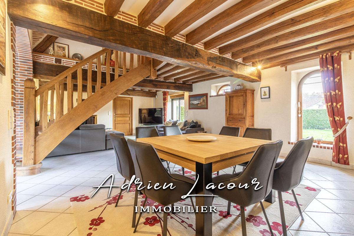 VILLEHERVIERS Maison Villeherviers 7 pièce(s) 206 m2 6