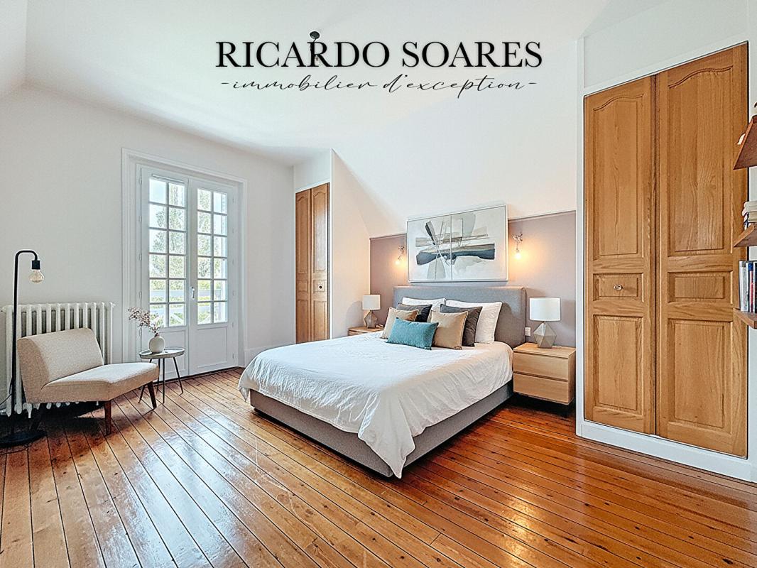 PONT-SAINTE-MAXENCE MAISON DE MAITRE 219m² AU BORD DE L'OISE / 6 CHAMBRES / GARAGE / TERRAIN 2865m² 11