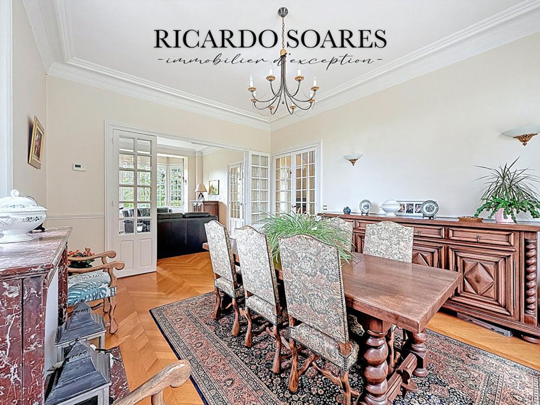 PONT-SAINTE-MAXENCE MAISON DE MAITRE 219m² AU BORD DE L'OISE / 6 CHAMBRES / GARAGE / TERRAIN 2865m² 4