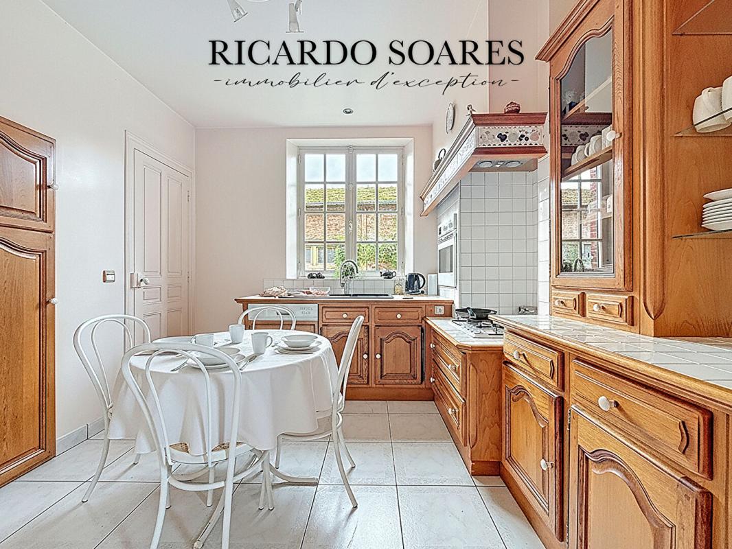 PONT-SAINTE-MAXENCE MAISON DE MAITRE 219m² AU BORD DE L'OISE / 6 CHAMBRES / GARAGE / TERRAIN 2865m² 7