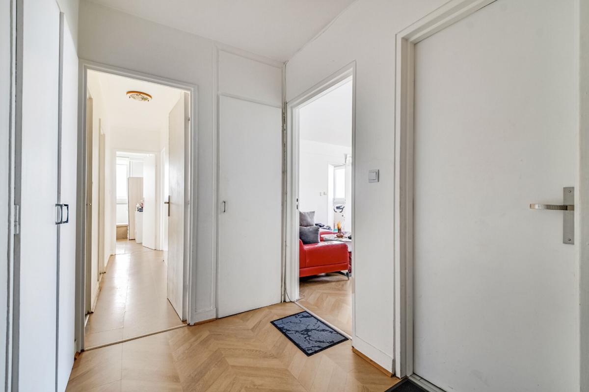 BAGNOLET BAGNOLET - Appartement de type 4 pièce(s) 84 m²  avec vue exceptionnelle 16