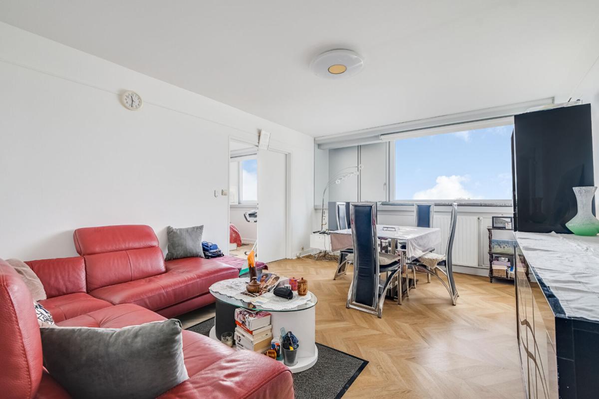 BAGNOLET BAGNOLET - Appartement de type 4 pièce(s) 84 m²  avec vue exceptionnelle 2