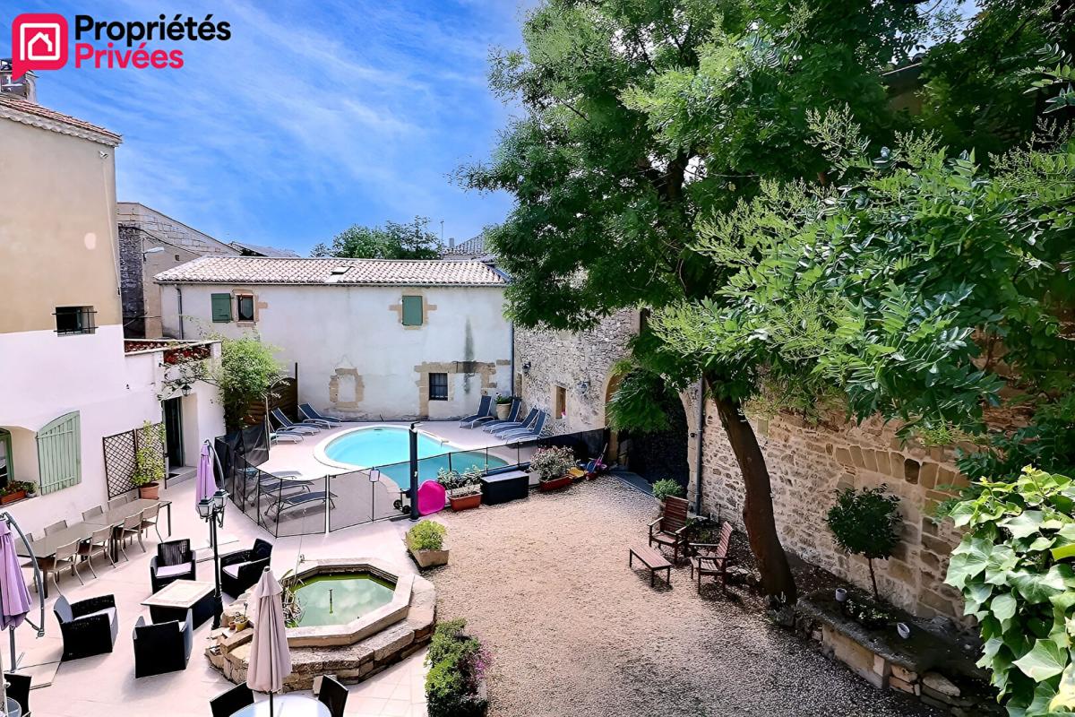 UZES Aux portes d'Uzès, une authentique bastide du XVIIIe siècle pensée pour recevoir" 1