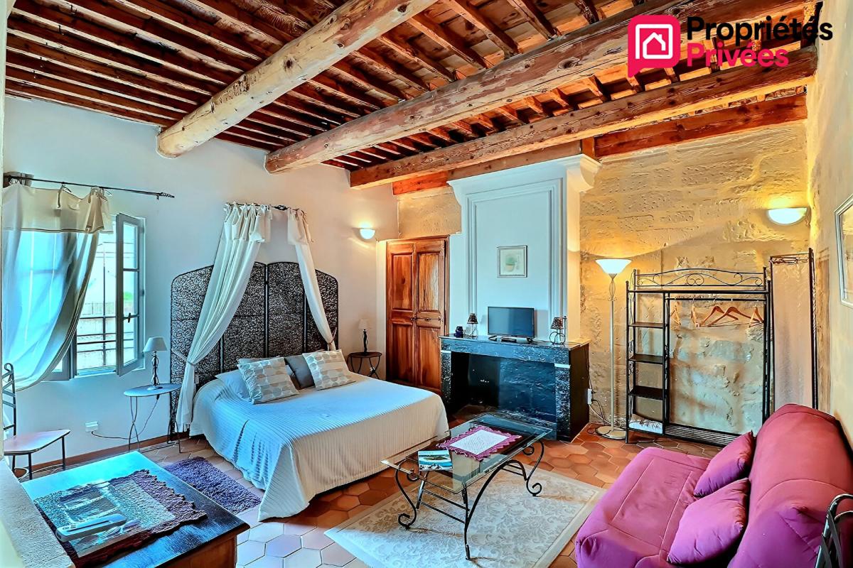 UZES Aux portes d'Uzès, une authentique bastide du XVIIIe siècle pensée pour recevoir" 11