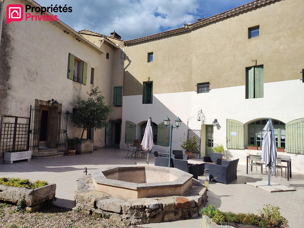 UZES Aux portes d'Uzès, une authentique bastide du XVIIIe siècle pensée pour recevoir" 3