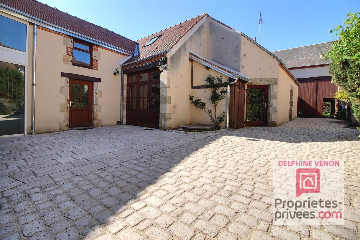 CHATEAUNEUF-SUR-LOIRE Maison de 200 m² + grange en hypercentre de Chateauneuf sur Loire 12