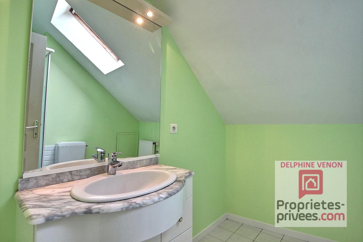 CHATEAUNEUF-SUR-LOIRE Maison de 200 m² + grange en hypercentre de Chateauneuf sur Loire 8