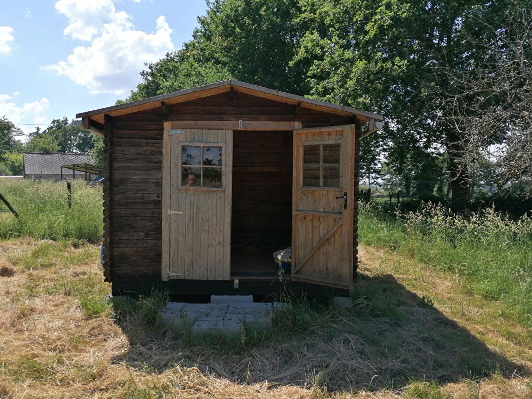 LOYAT Terrain constructible 2259 m² ? Loyat ? 44 990  FAI 7