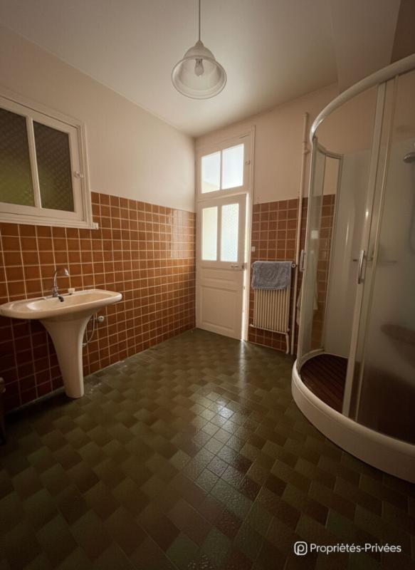 LORMES Maison Bourgeoise de caractère Lormes 7 pièce(s) 165 m2 12