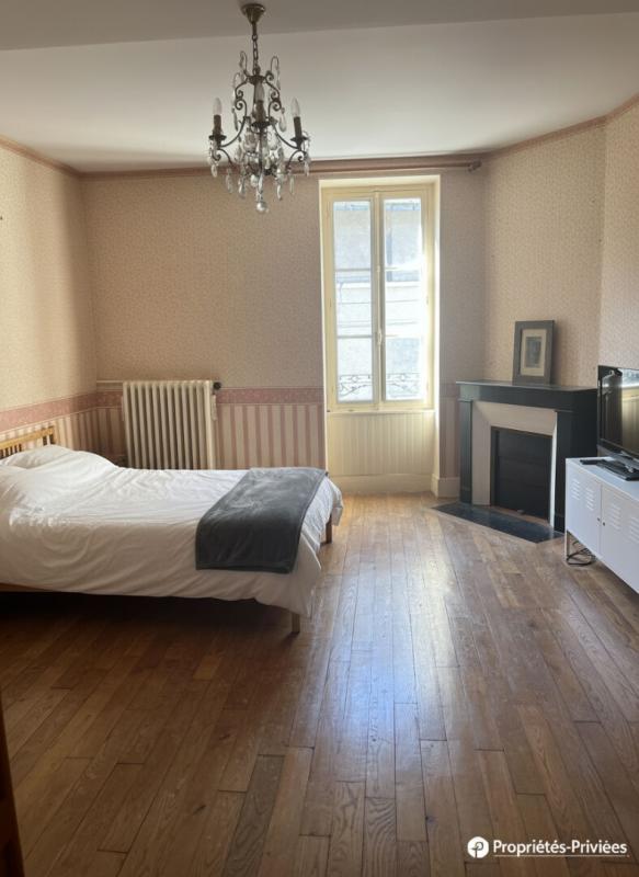 LORMES Maison Bourgeoise de caractère Lormes 7 pièce(s) 165 m2 13