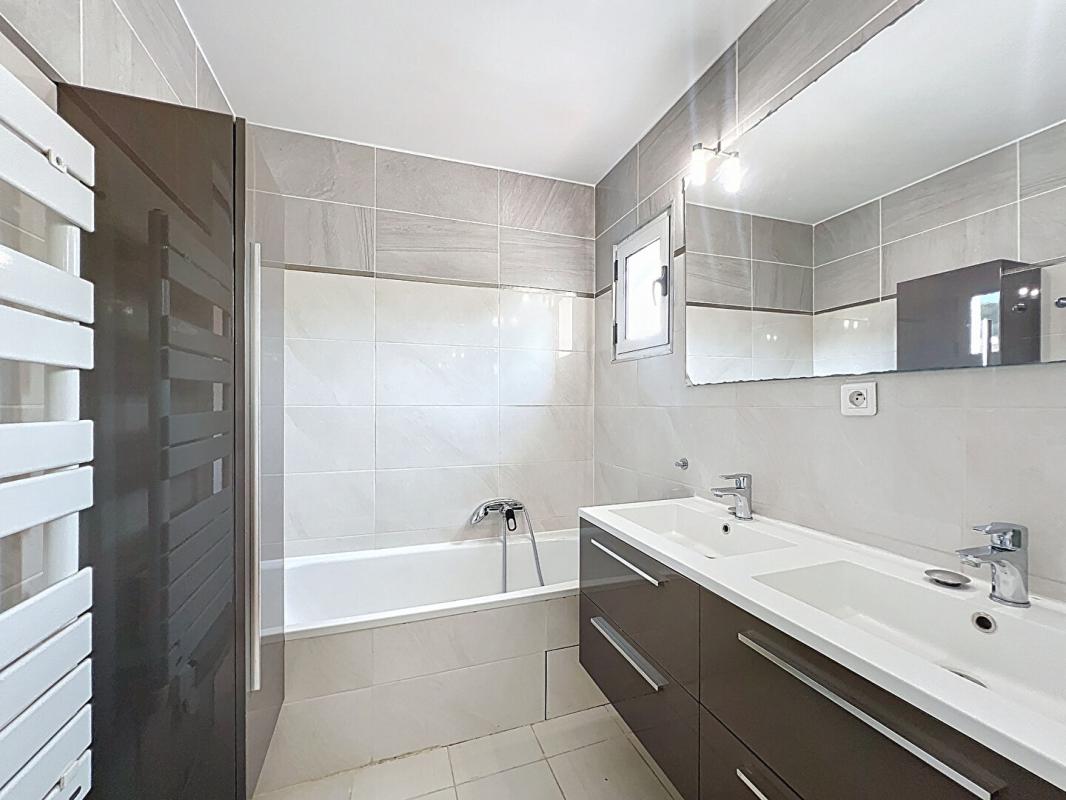 AURIBEAU-SUR-SIAGNE Maison Auribeau Sur Siagne 4 pièce(s) 85.28 m2 9