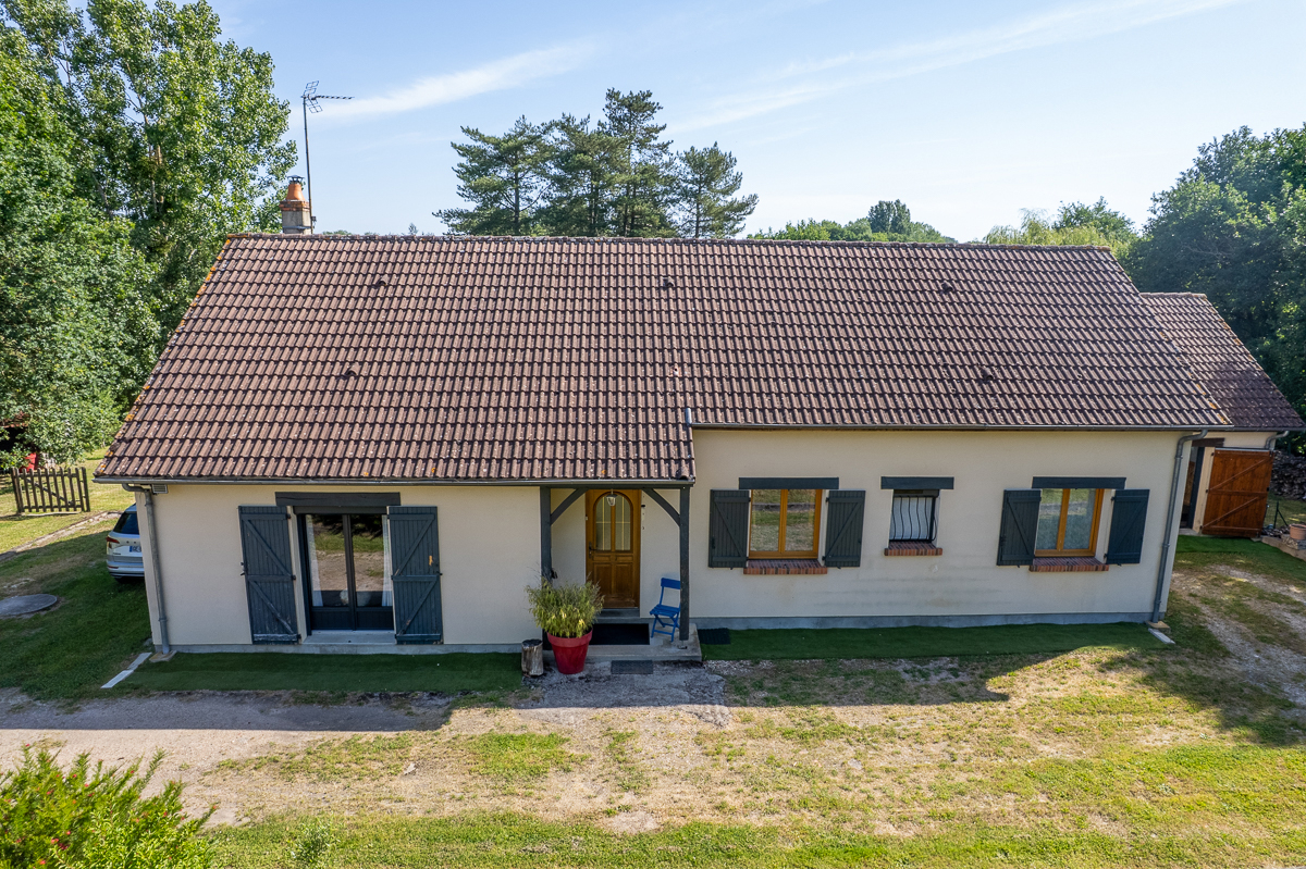 SAINT-HILAIRE-DE-COURT Maison Saint Hilaire De Court 7 pièce(s) 152.06 m2 16