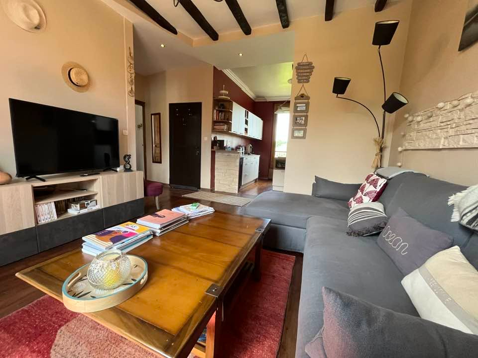 MEREVILLE Appartement F3 COUP DE C?UR : Charme de l'ancien & Confort absolu 2