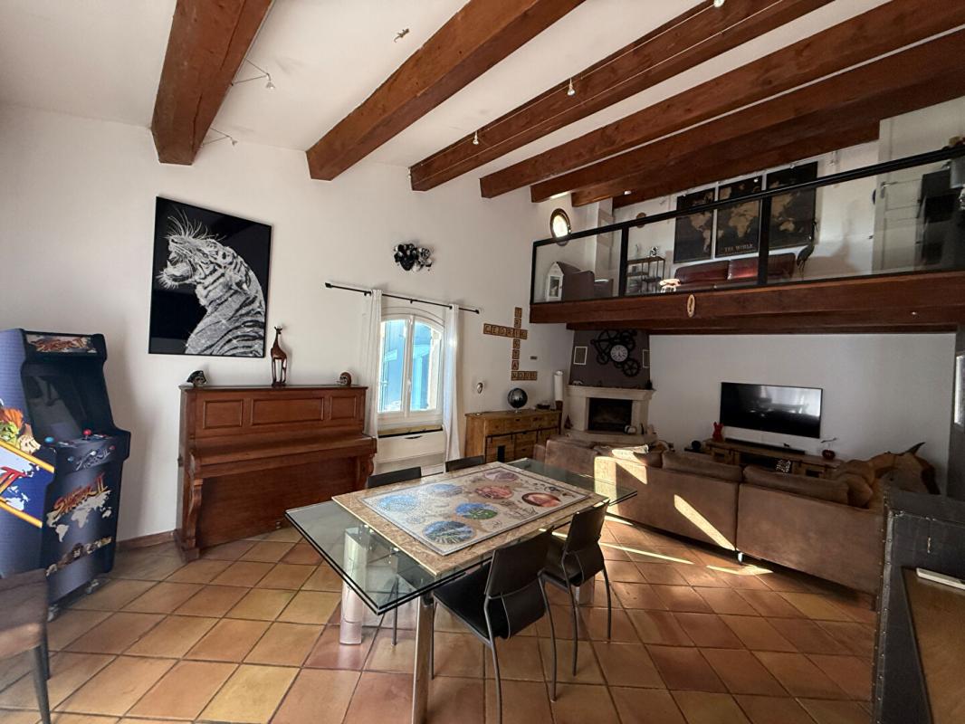 ISTRES Maison individuelle Meublée quatre chambres avec piscine 5