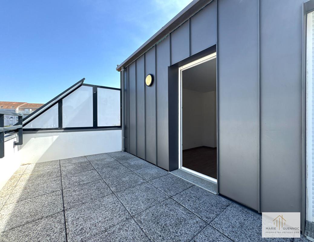 INDRE Appartement 3 pièce(s) 66 m2 avec terrasse de 14m2 en dernier étage 4