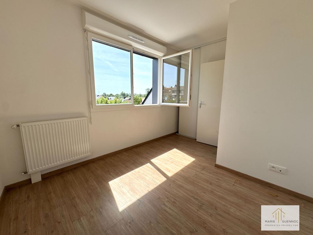 INDRE Appartement 3 pièce(s) 66 m2 avec terrasse de 14m2 en dernier étage 8