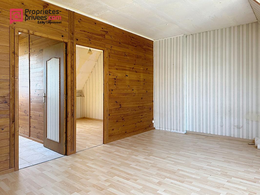 SOURDEVAL Maison de 120m² dans le bourg de Sourdeval 4