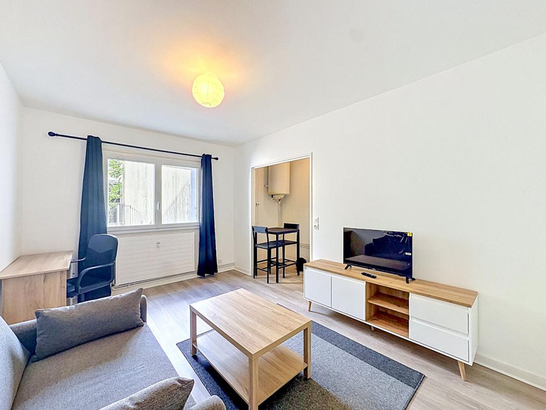 PERIGUEUX A vendre, appartement type studio en centre-ville de Périgueux 24000 1