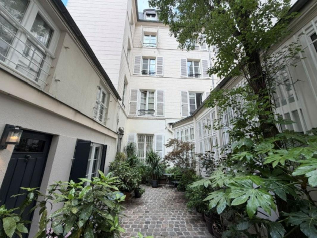 PARIS-7E-ARRONDISSEMENT Appartement sur Cour - Paris - Quartier Saint-Germain-des-Prés - 3 pièce(s) 72.19 m2 8