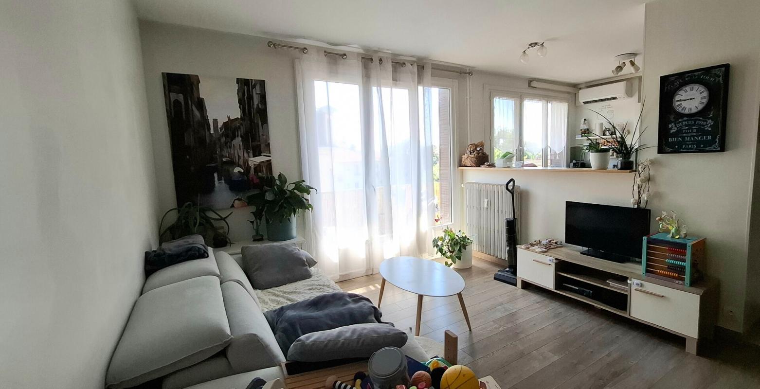 BOURG-EN-BRESSE Appartement Bourg En Bresse centre 68 m2 4