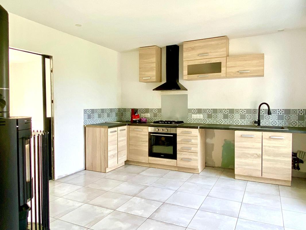 SAINT-CHRISTOPHE-LA-COUPERIE Maison  112 m2 4