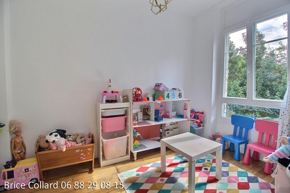 CREIL 60100 CREIL Maison de caractère, 5-6 chambres, jardin, rare ! 10