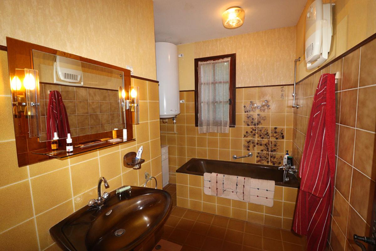 VILLENEUVE-LES-AVIGNON Maison Villeneuve Les Avignon 4 pièce(s) 97 m2 13